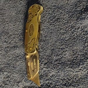 Utility Knife / Box Cutter
